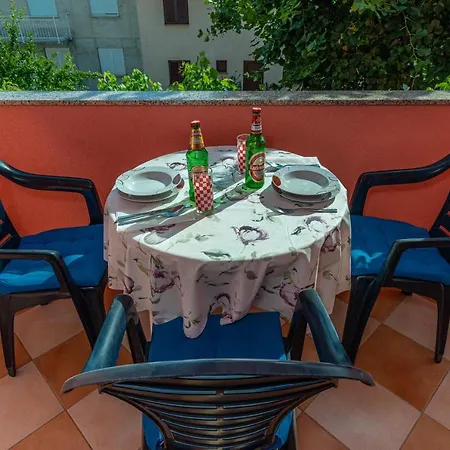 Kata 1 Apartman