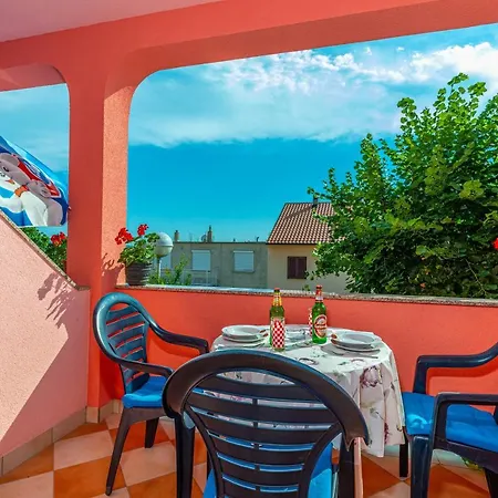Apartman Kata 1 *